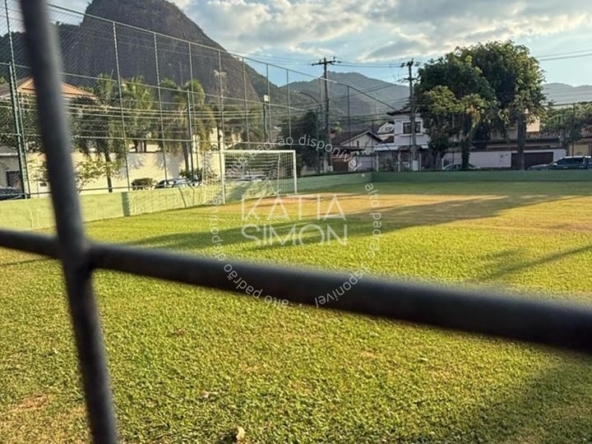 Casa de Alto Padrão no Condomínio Passaredo – 1000m² de Exclusividade na Taquara31