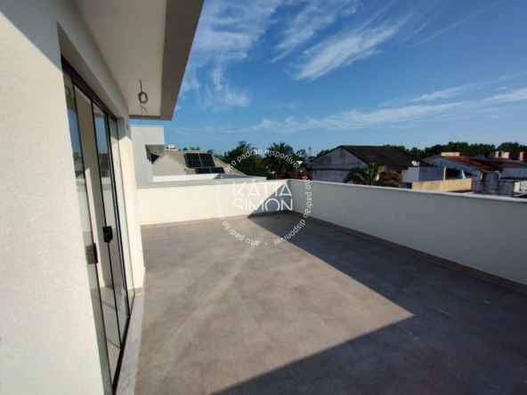 Casa de Luxo à Venda no Recreio dos Bandeirantes – 330m² com Piscina Privativa e Varanda Gourmet12