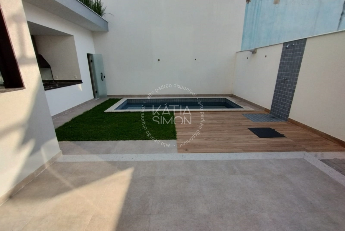 Casa de Luxo à Venda no Recreio dos Bandeirantes – 330m² com Piscina Privativa e Varanda Gourmet3