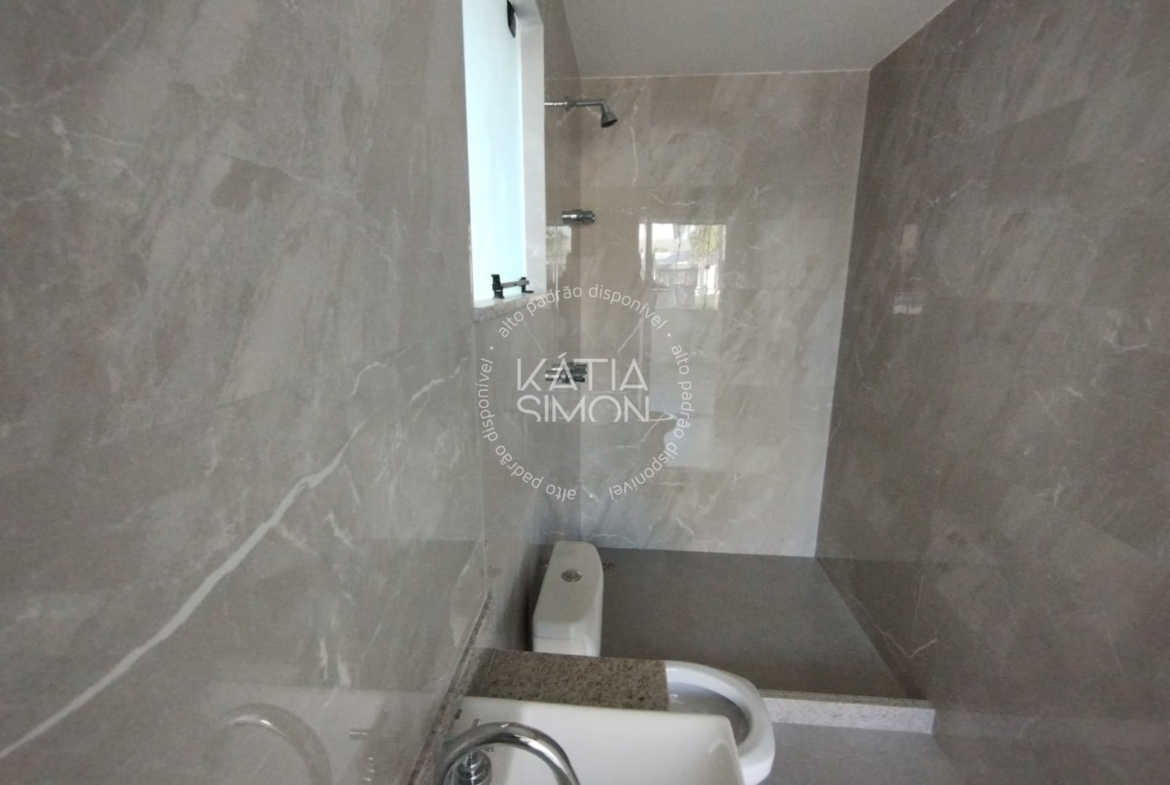 Casa de Luxo à Venda no Recreio dos Bandeirantes – 330m² com Piscina Privativa e Varanda Gourmet6