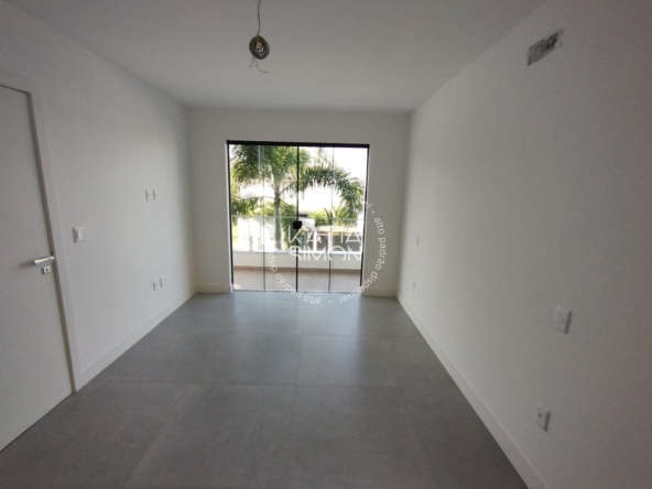 Casa de Luxo à Venda no Recreio dos Bandeirantes – 330m² com Piscina Privativa e Varanda Gourmet7